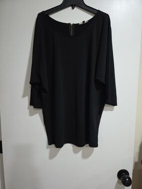 41 Hawthorn Black Dolman Sleeve Tunic Top